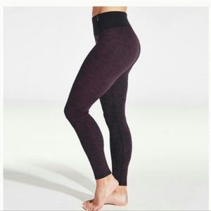 NEW Calia Carrie Underwood Tight Fit Textured Legging S